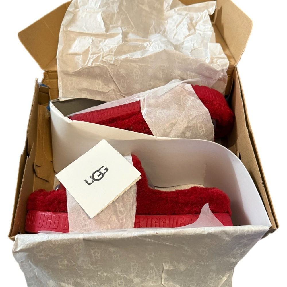 UGG Fluffita Sheep Fur Platform Slippers - Sandals Red size 9 (worn twice) - Picture 13 of 17